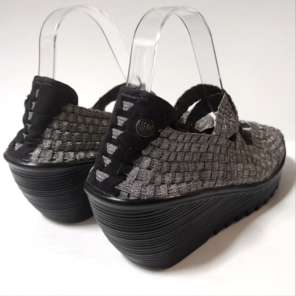 Bernie Mev Women's Woven Platform Peep Toe Slip- On Comfort Wedges Silver Sz 42